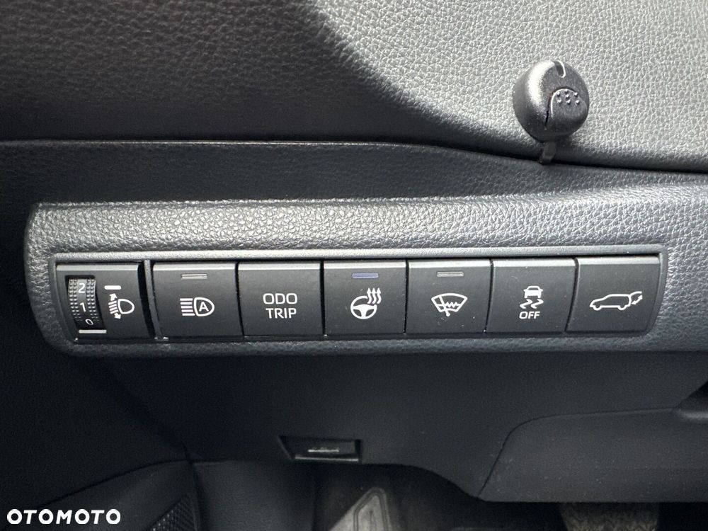 Toyota Corolla - 21