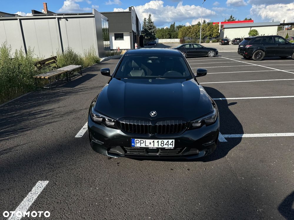 BMW Seria 3 330e Sport Line sport - 4