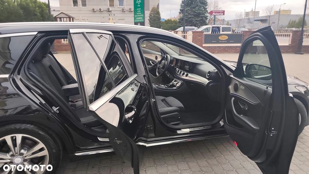 Mercedes-Benz Klasa E 220 d Business Edition 9G-TRONIC - 38