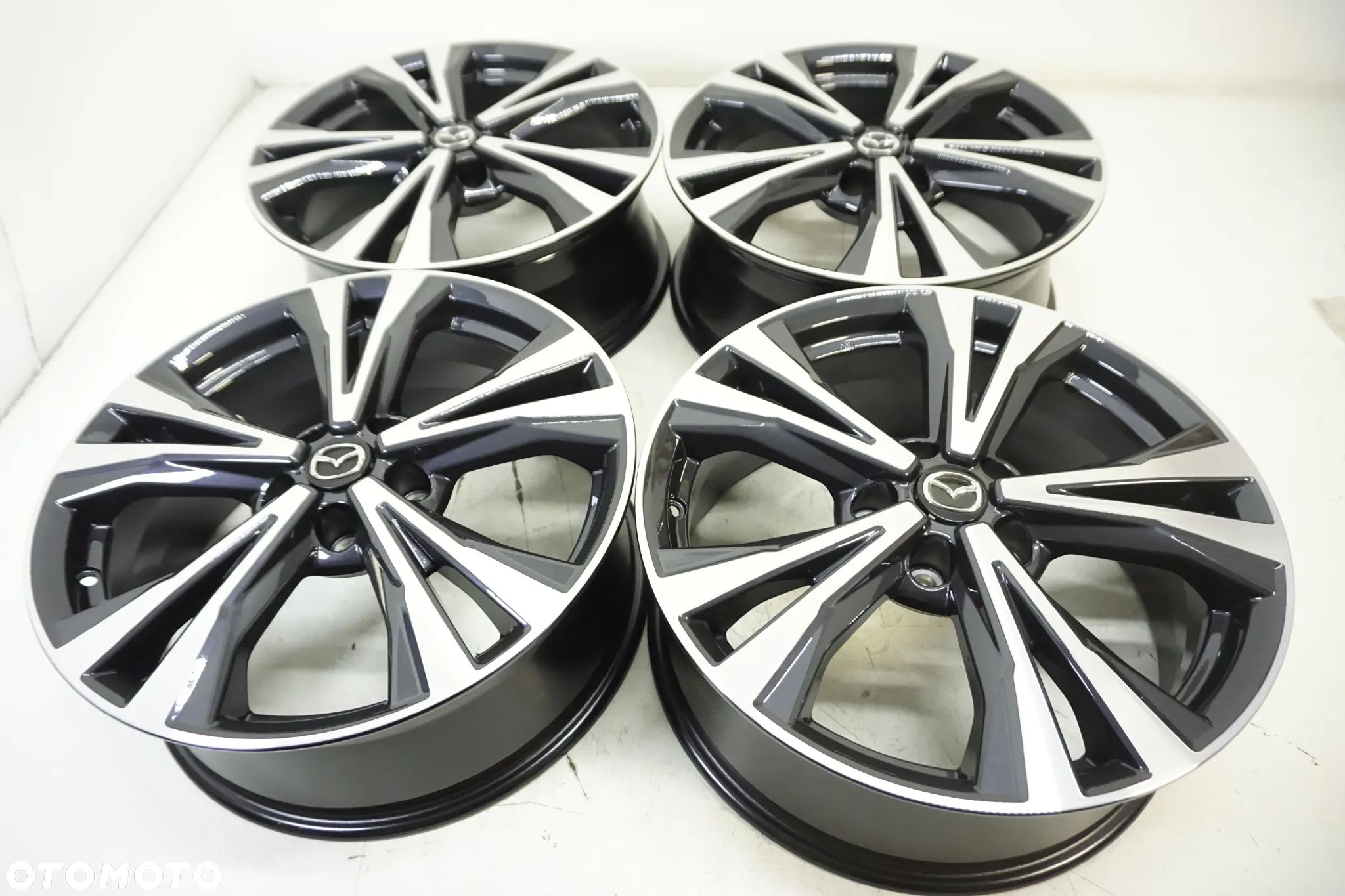 FELGI ALUMINIOER 18 MAZDA 3 5 6 CX3 CX5 CX7 CX30  GRAFIT-POLER KOLOR - 1