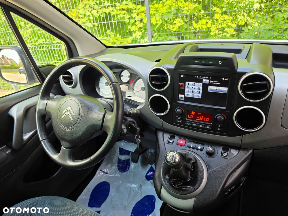 Citroën Berlingo Multispace PureTech 110 SELECTION - 17