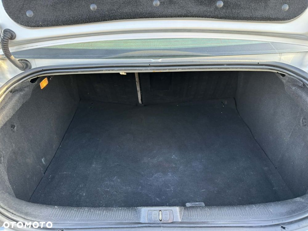 Peugeot 407 1.6 HDi Premium - 19