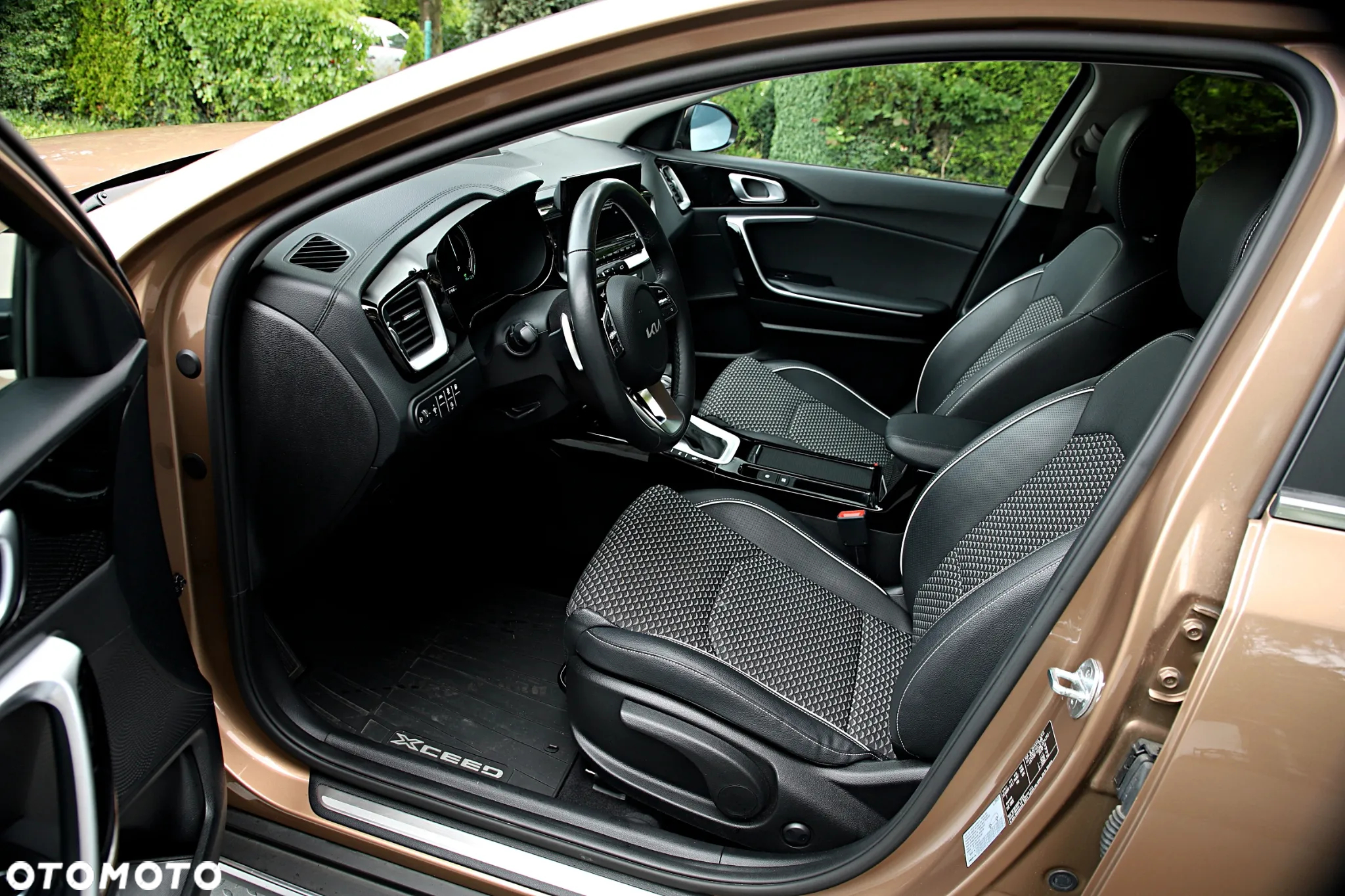 Kia XCeed ver-1-6-gdi-phev-l-business-line-dct - 19