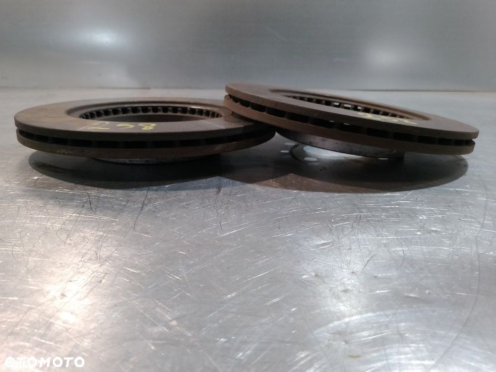 TARCZE HAMULCOWE PRZÓD RENAULT CLIO II 1.6 16V - 2