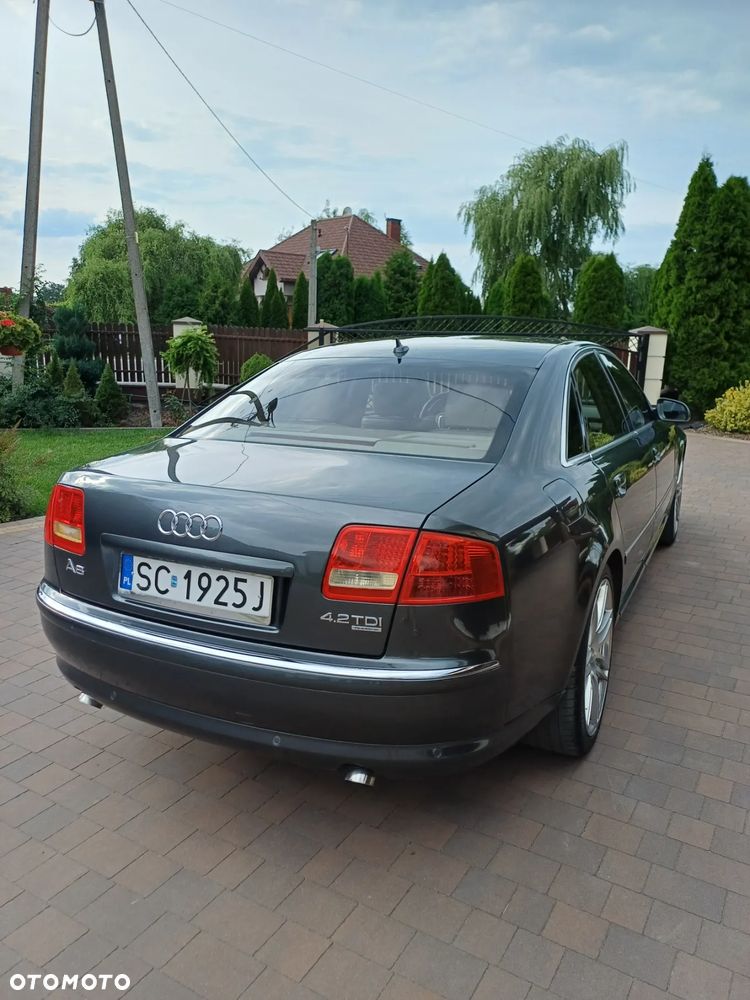 Audi A8 4.2 TDI Quattro - 4