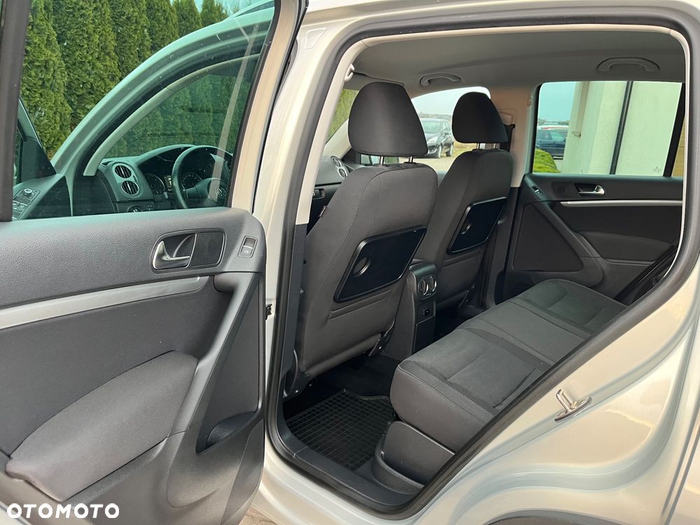 Volkswagen Tiguan - 36