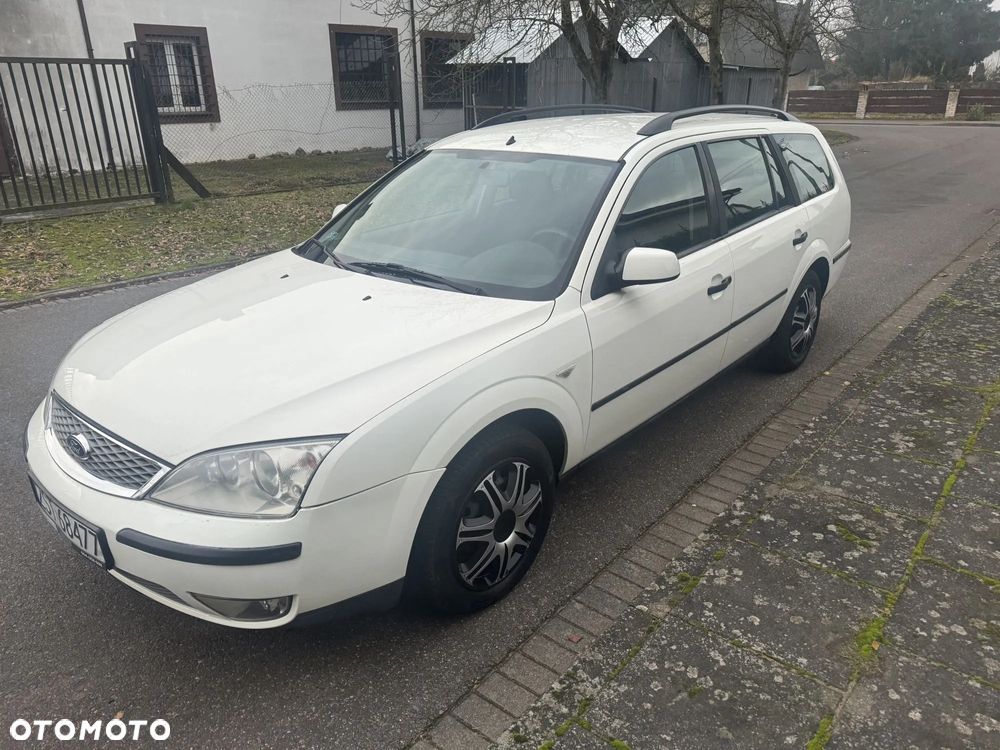Ford Mondeo 2.0 Ambiente - 1