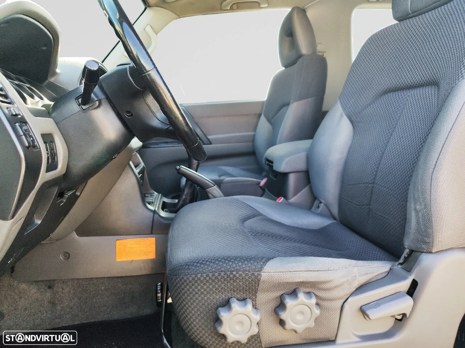 Mitsubishi Pajero 3.2 DI-D GLS - 10