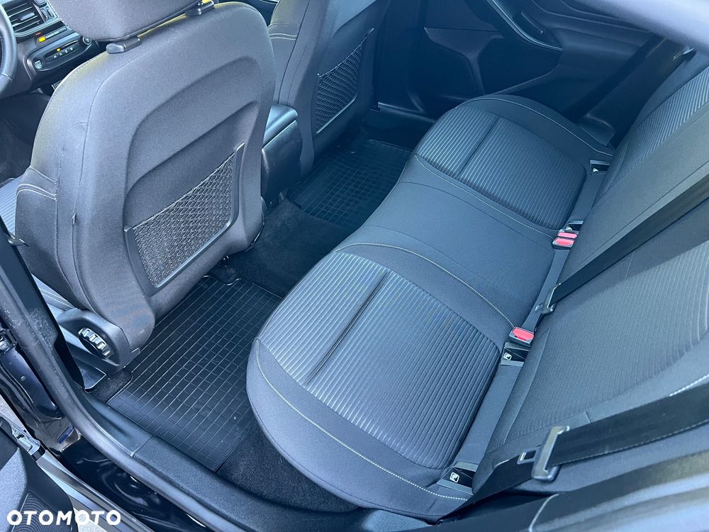Ford Focus 1.0 EcoBoost Titanium Style - 25