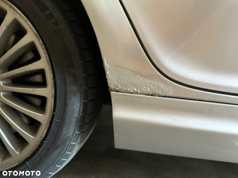 BMW Seria 3 330xi Edition Exclusive - 18