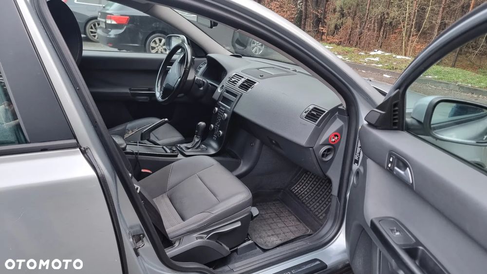 Volvo V50 2.0D DPF Kinetic - 29