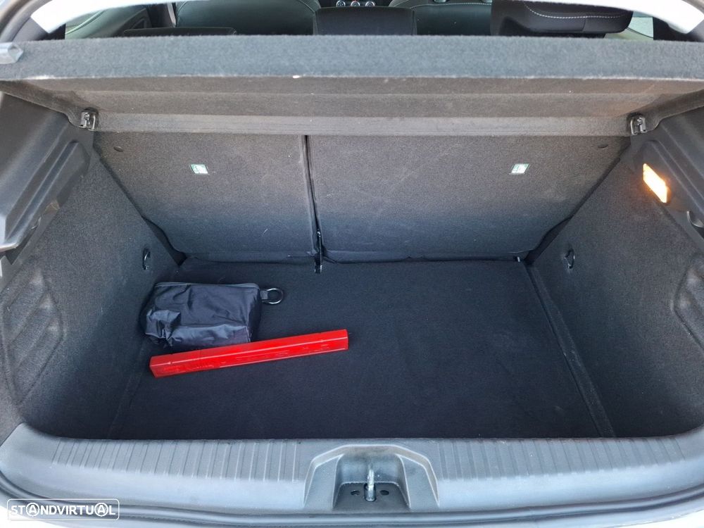 Renault Clio 1.0 TCe Evolution Bi-Fuel - 25