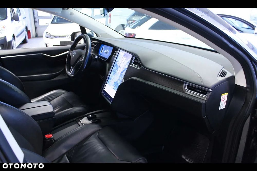 Tesla Model X Long Range Plus - 15