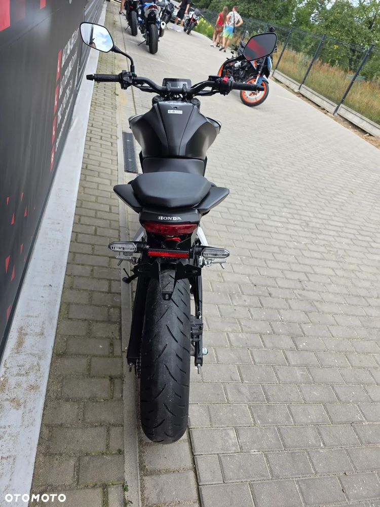 Honda CB - 26