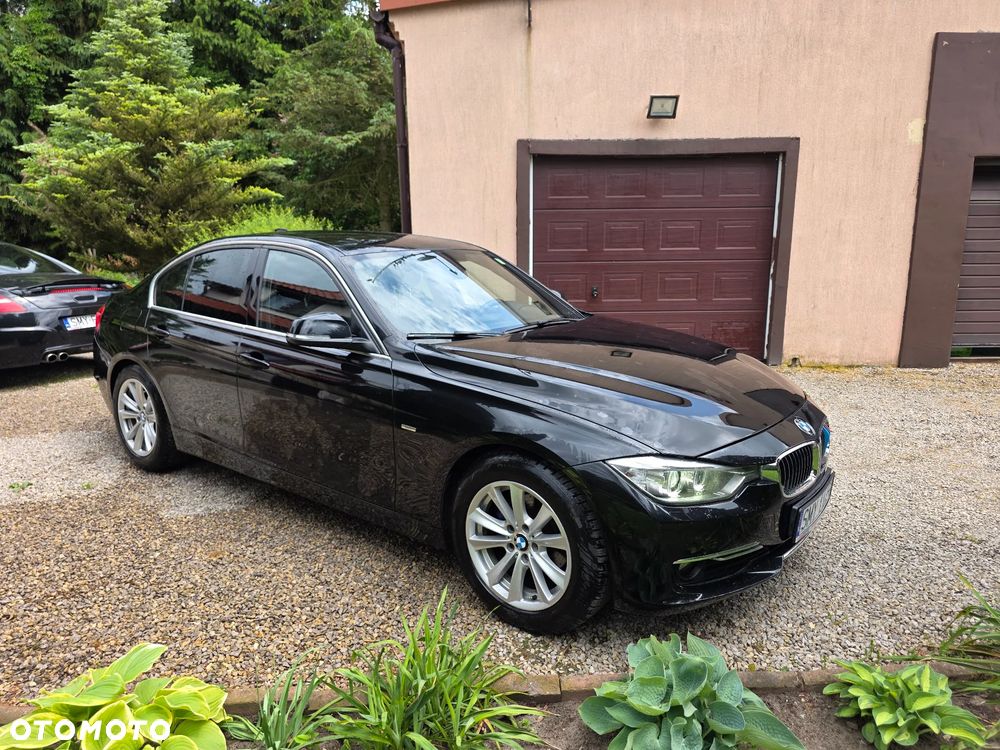 BMW Seria 3 320i Efficient Dynamics Edition Luxury Line - 2