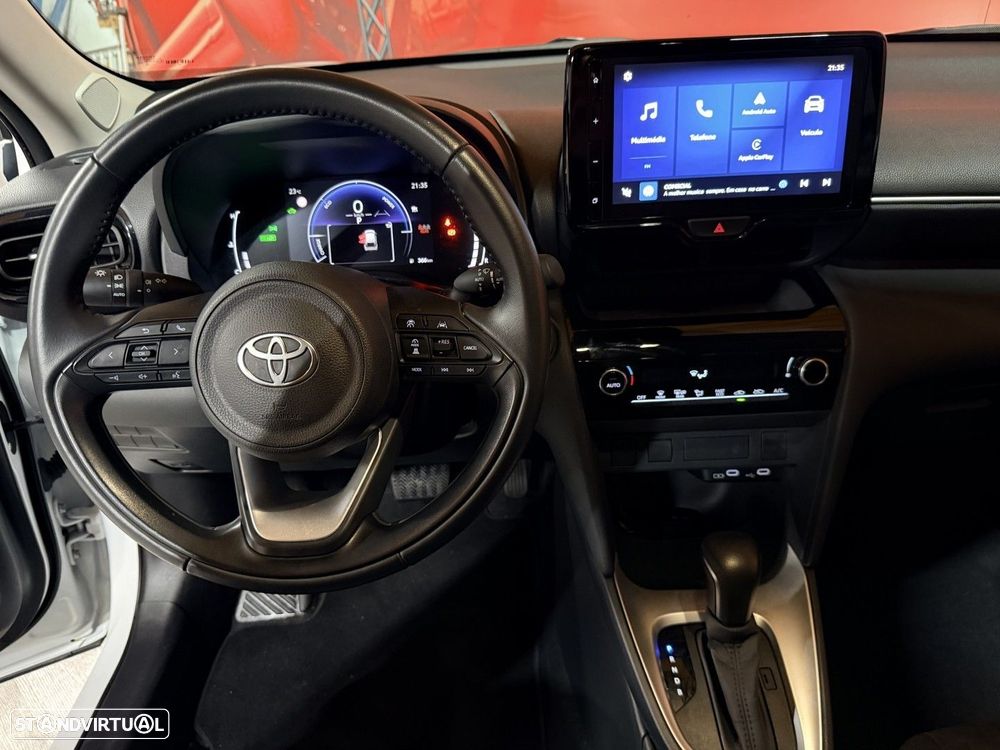 Toyota Yaris Cross 1.5 HDF Comfort Plus - 9