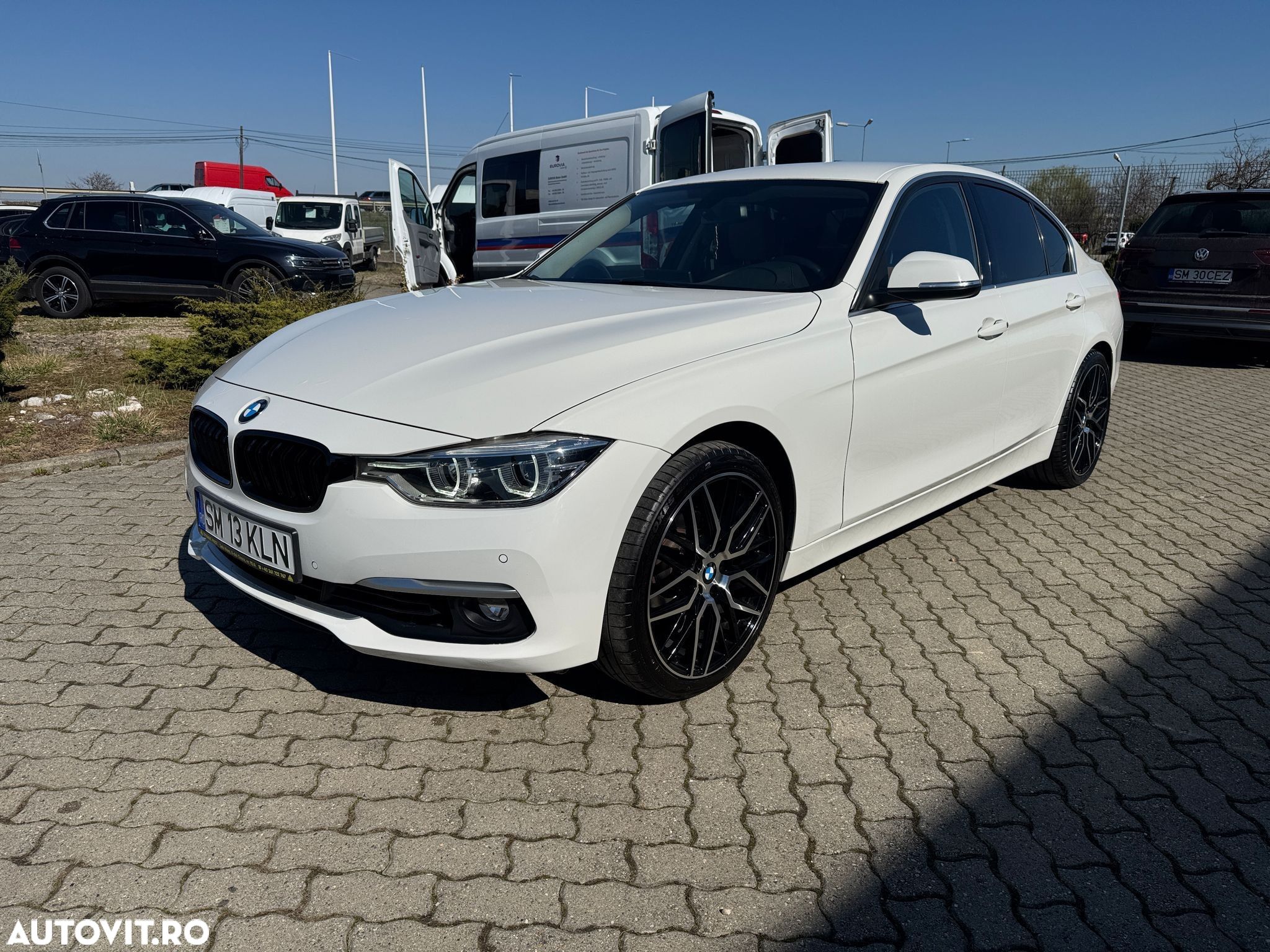 BMW Seria 3 318i Aut. Edition Luxury Line Purity - 1