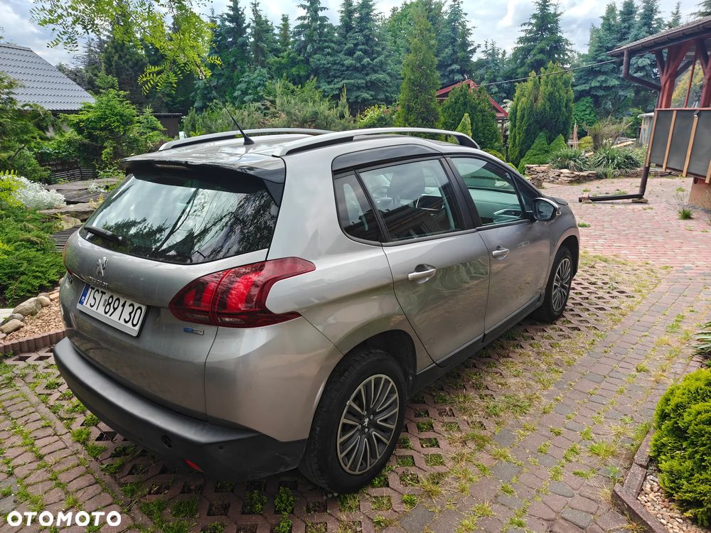 Peugeot 2008 1.2 VTi/Pure Tech Active - 3