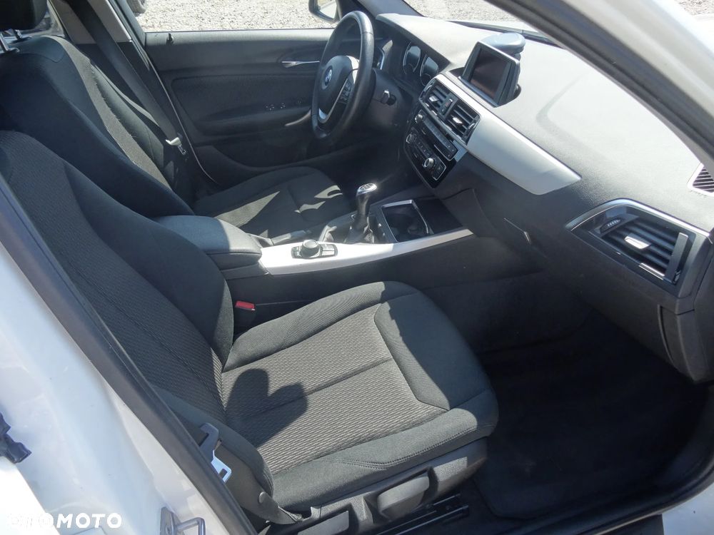BMW Seria 1 118i Edition M Sport Shadow - 14