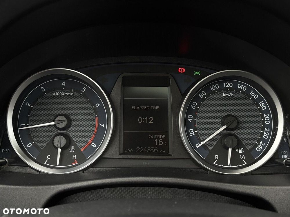 Toyota Auris 1.6 Premium - 16