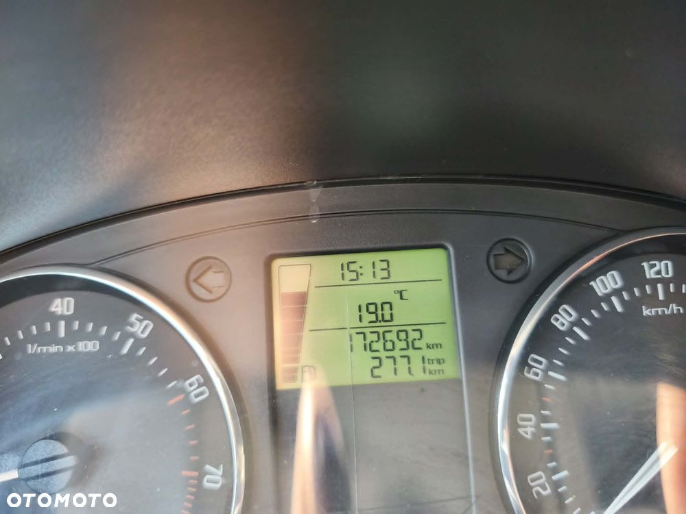 Skoda Fabia - 8