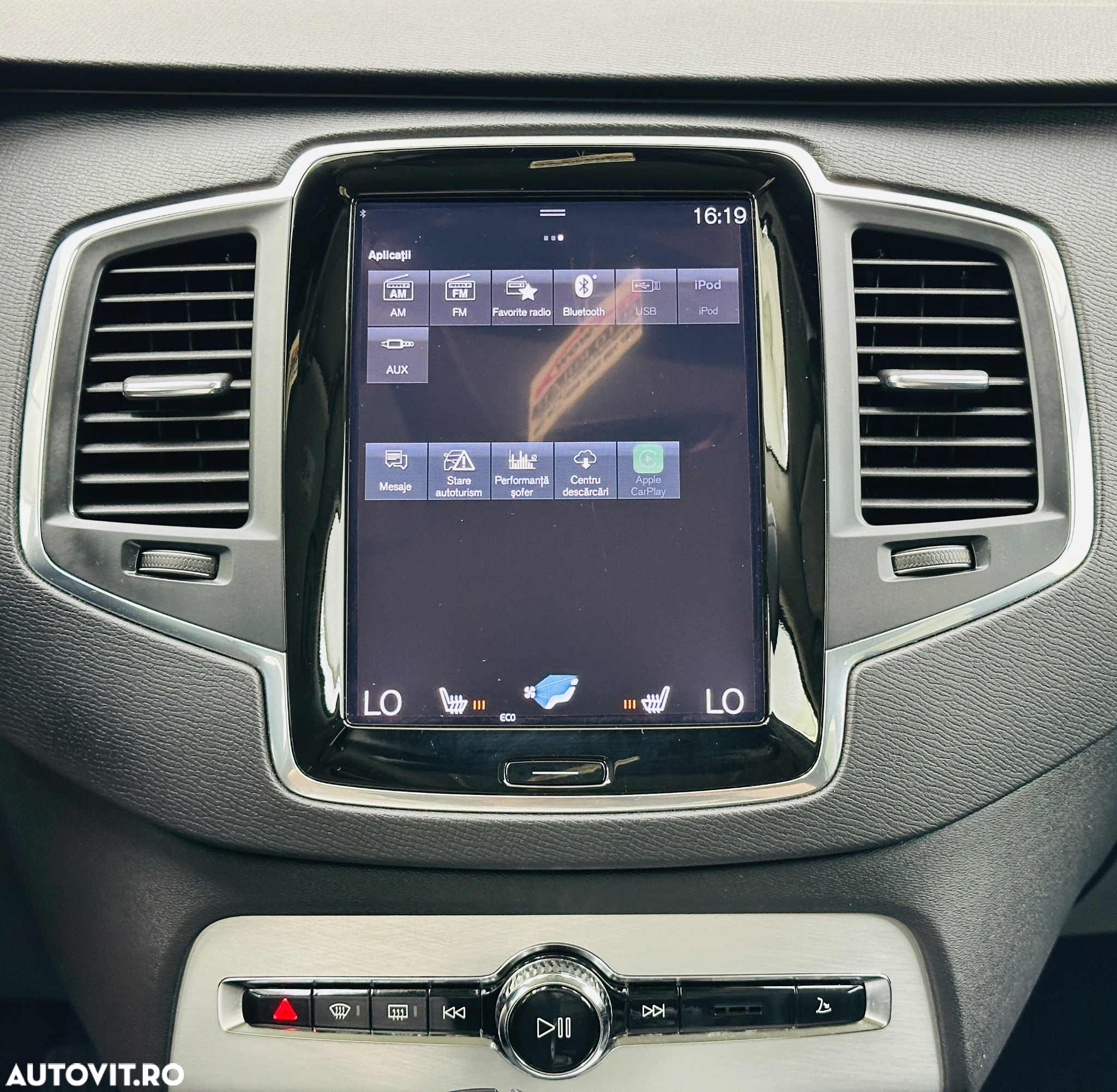 Volvo XC 90 D5 AWD Geartronic Momentum - 31