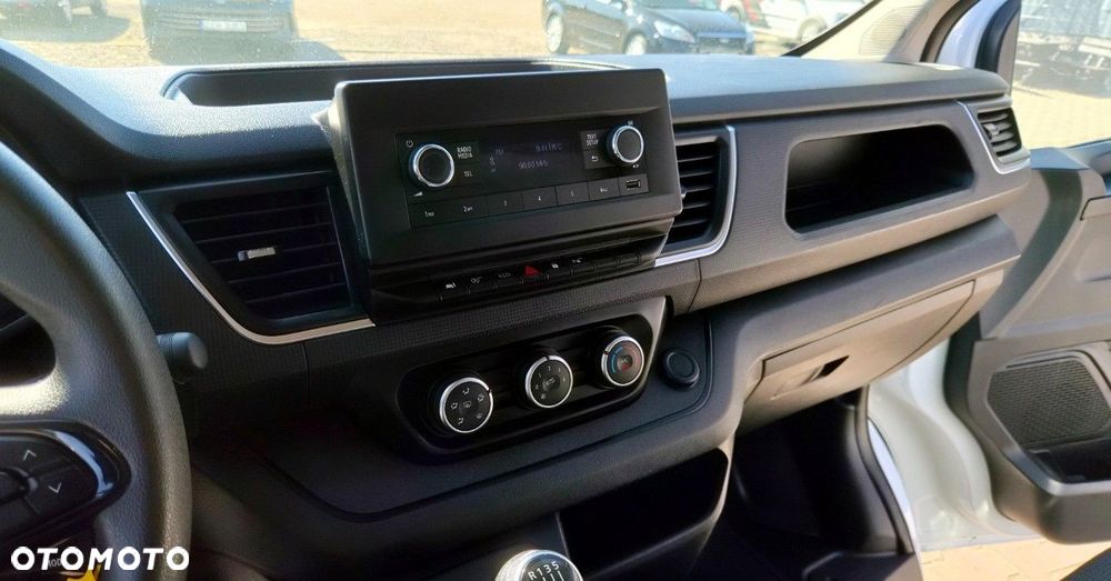 Nissan Primastar - 27