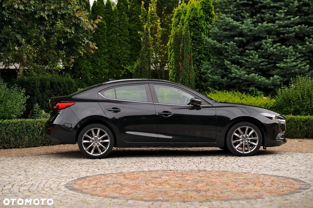 Mazda 3 - 8