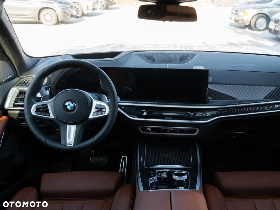 BMW X7 - 6