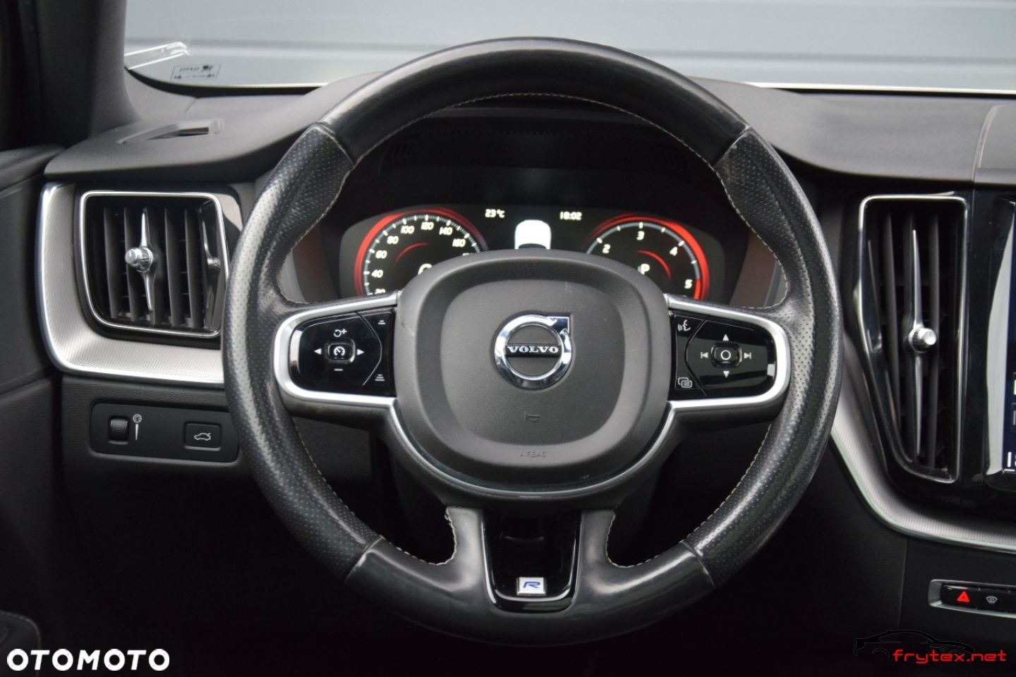 Volvo XC 60 - 29