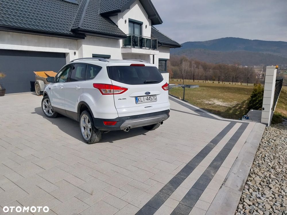 Ford Kuga - 8