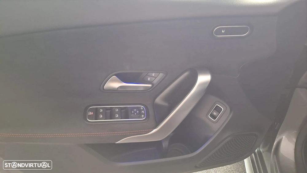 Mercedes-Benz A 200 Limousine AMG Line Aut. - 8