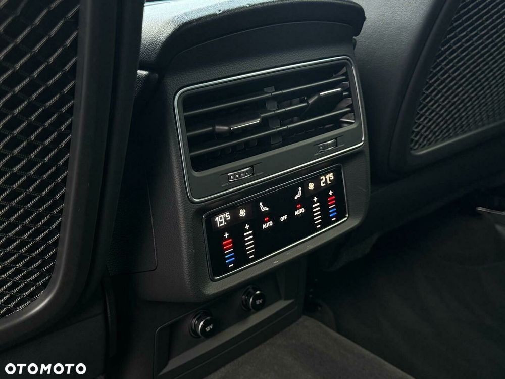 Audi Q8 - 34