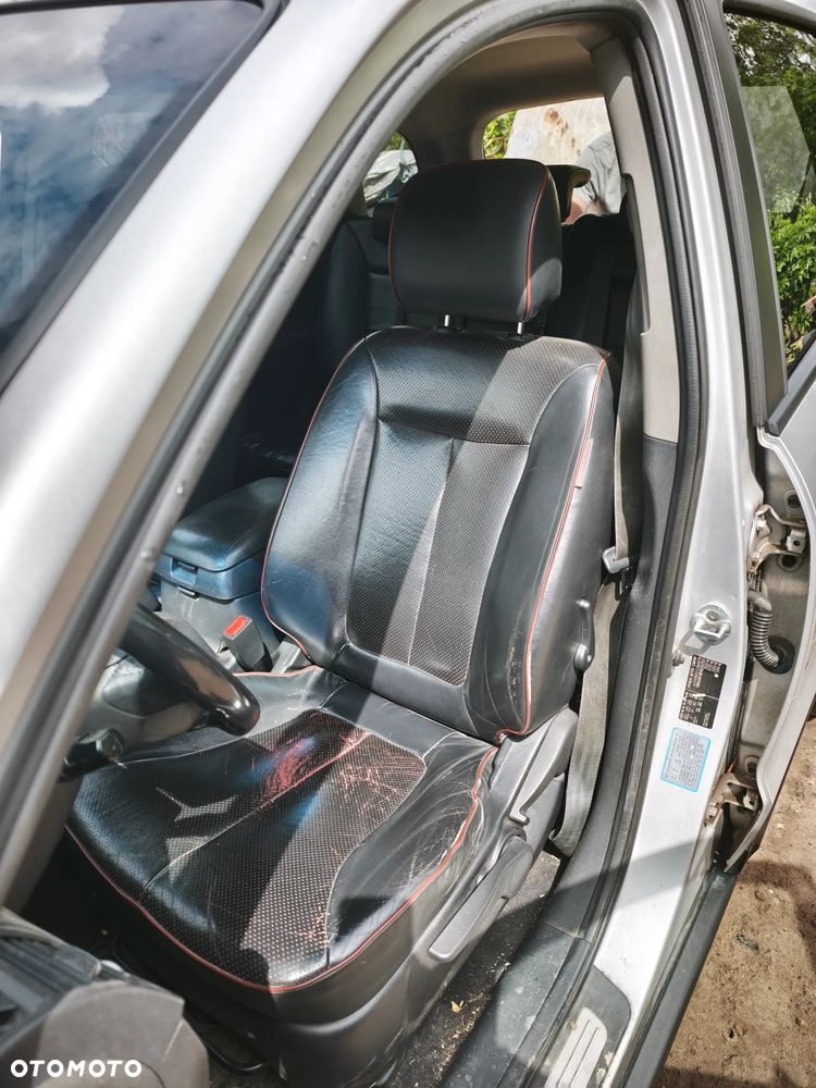 Hyundai Santa Fe 2.2 CRDi Executive - 9