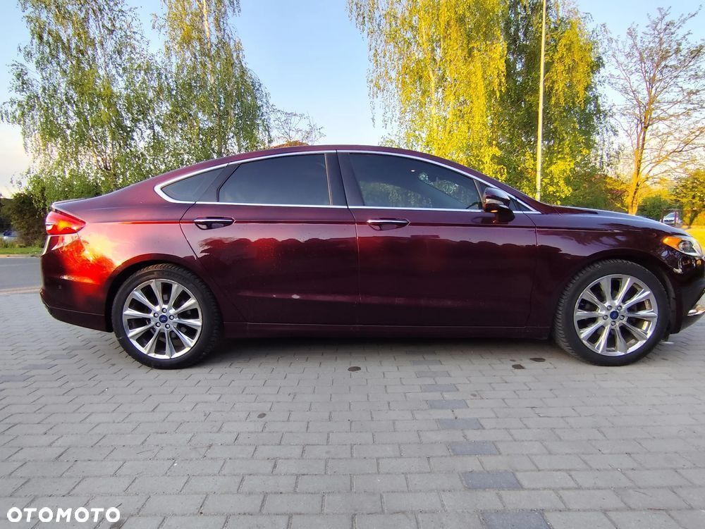 Ford Fusion 2.0 EcoBoost Titanium - 37