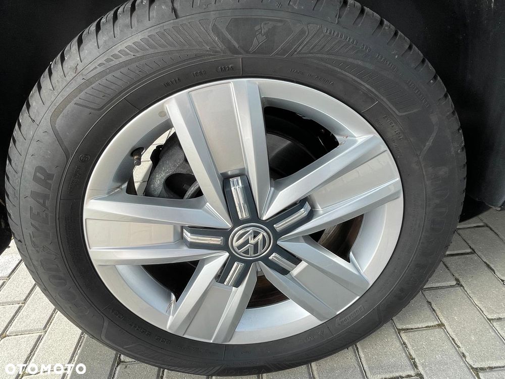 Volkswagen California - 33