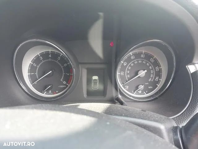 Dezmembrez suzuki Kizashi - 8