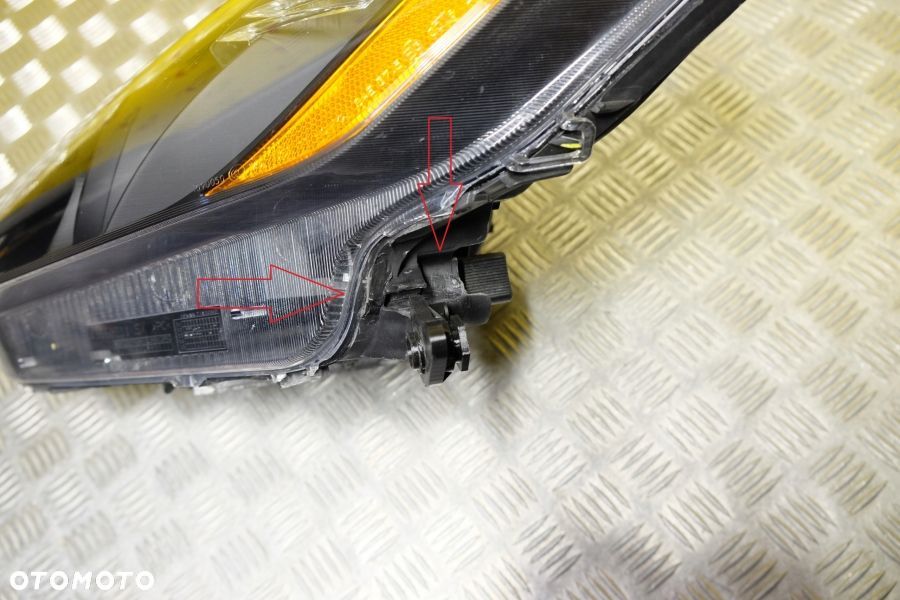 MASERATI GRANTURISMO 2012- REFLEKTOR LAMPA XENON LEWA USA - 4