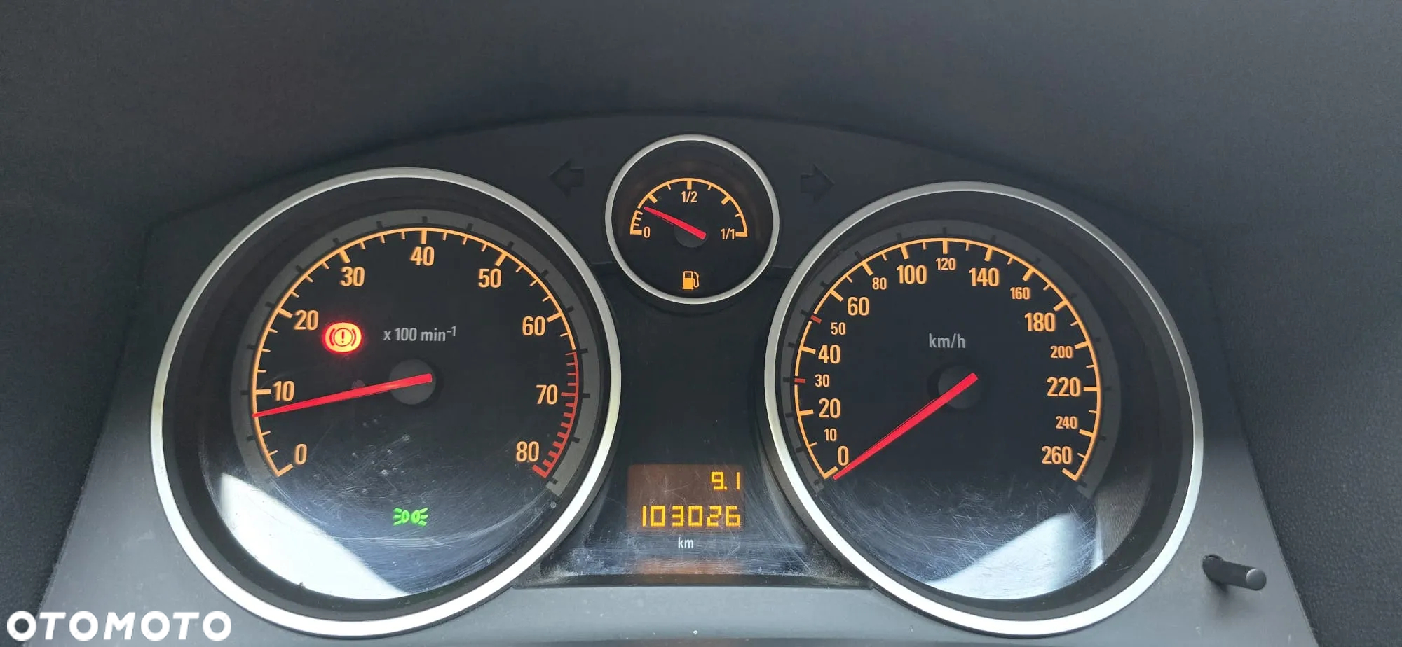 Opel Astra III GTC 1.6 Cosmo - 22