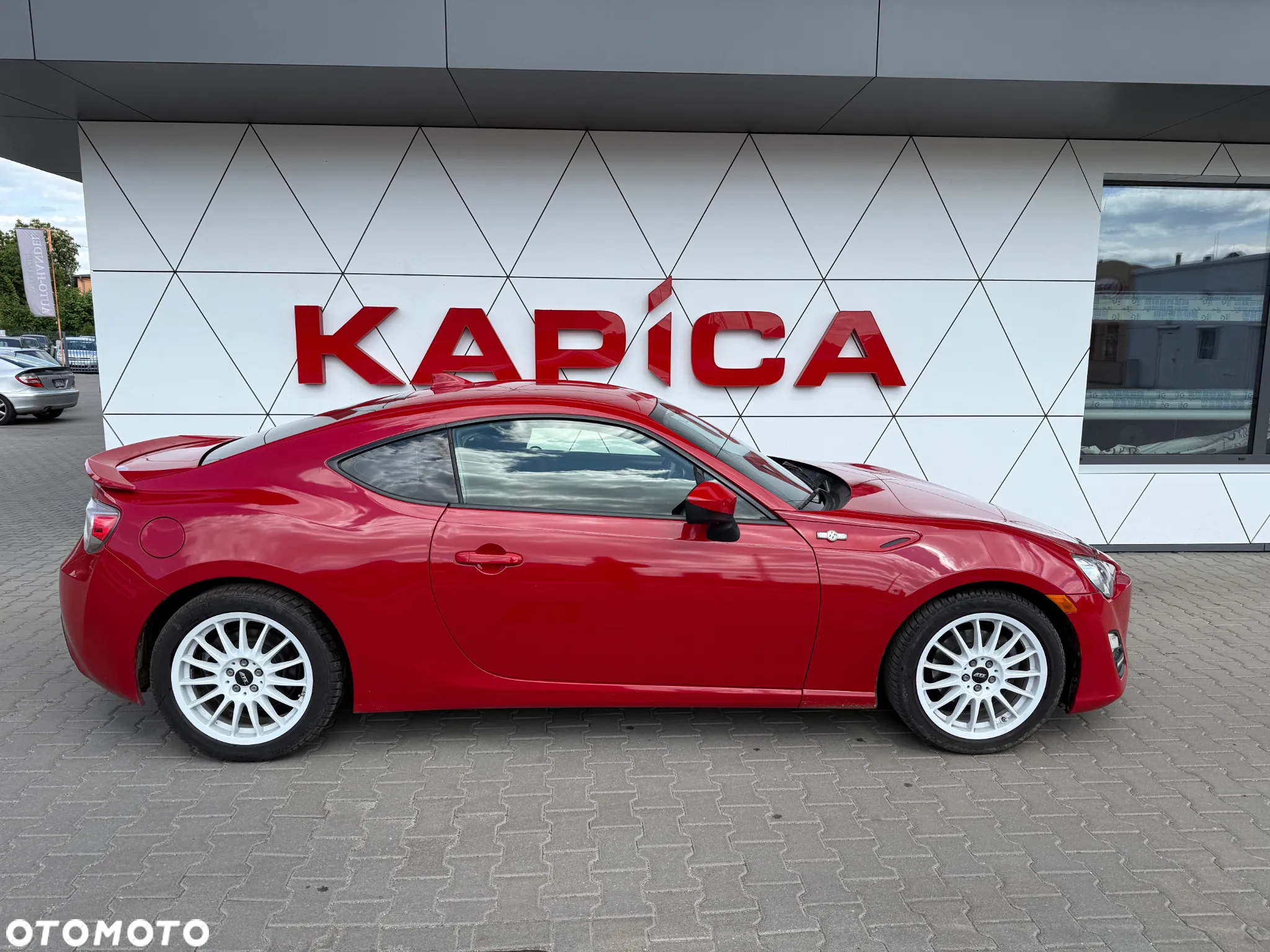 Toyota GT86 2.0 Executive - 8
