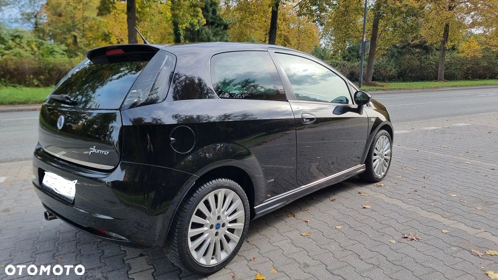 Fiat Punto 1.4 16V Sporting - 4