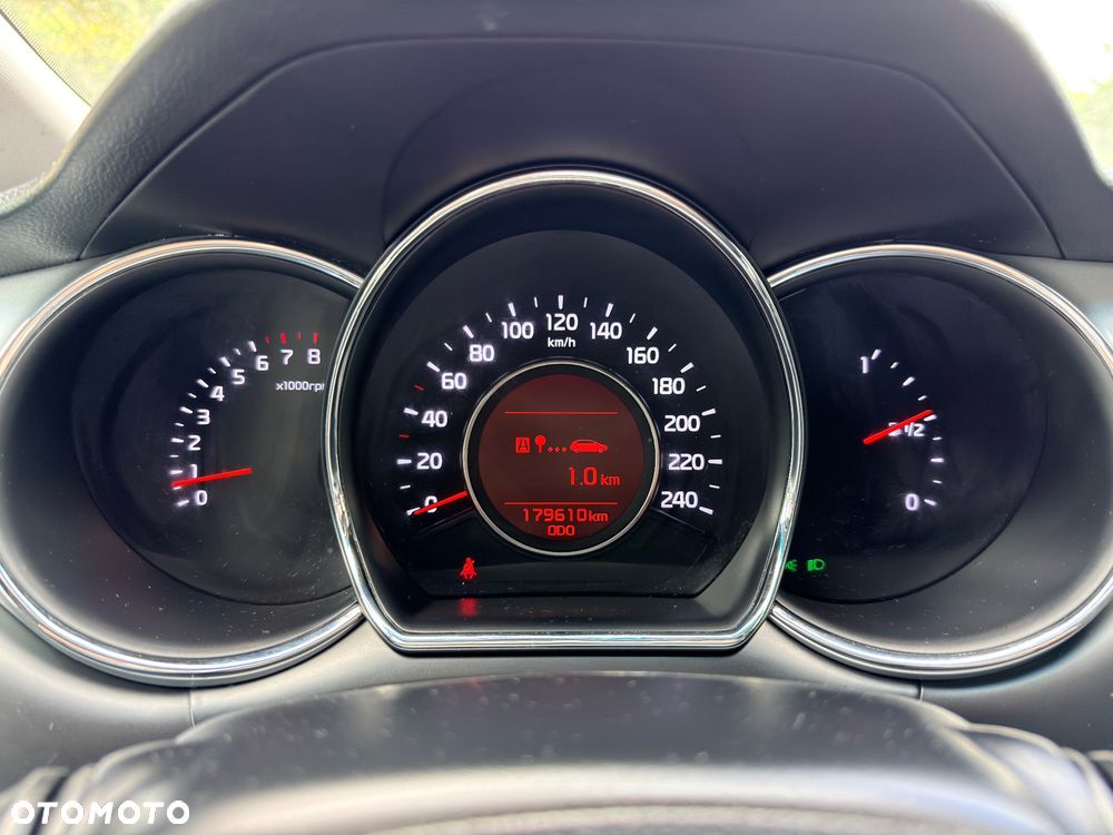 Kia Ceed 1.4 CVVT Dream-Team Edition - 29