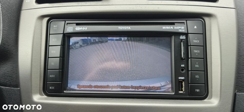 Toyota Avensis 2.0 D-4D - 19