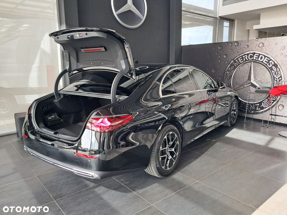 Mercedes-Benz Klasa E - 28