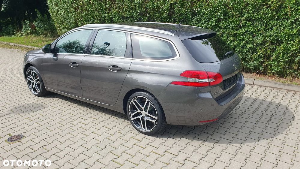 Peugeot 308 1.2 PureTech GPF Allure Pack S&S - 6