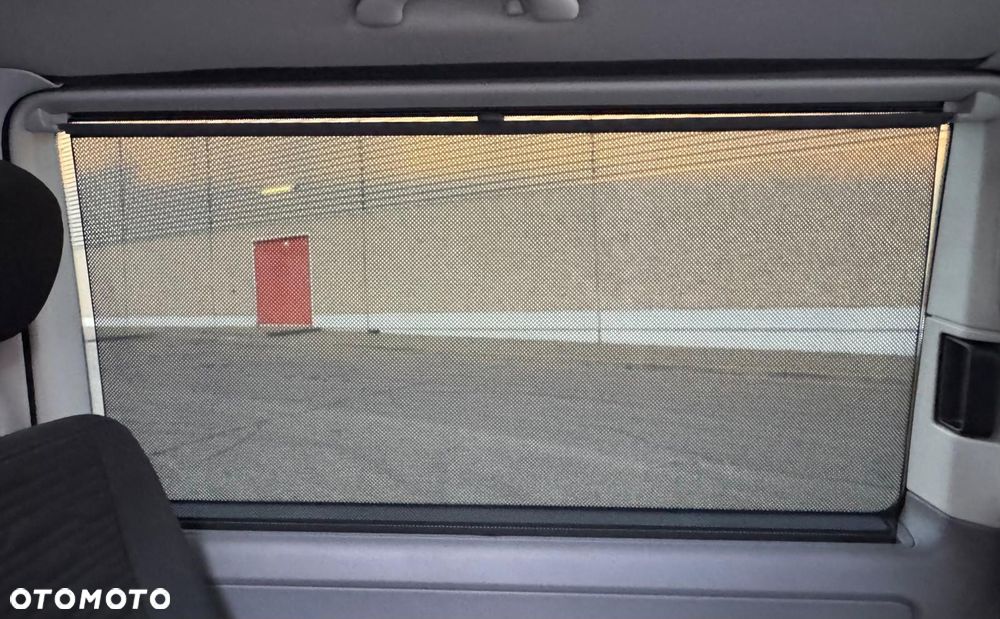 Volkswagen Caravelle 6.1 2.0 TDI L2 Highline DSG - 36