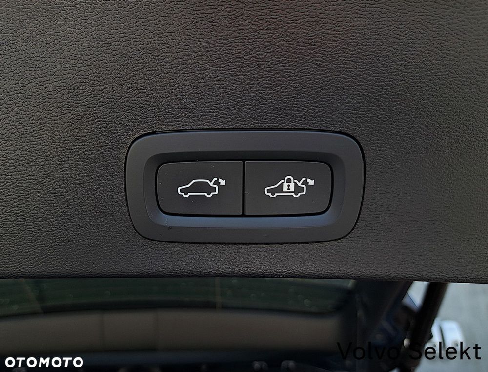 Volvo XC 40 - 30