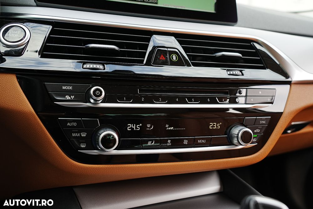 BMW Seria 5 530e xDrive AT PHEV - 31