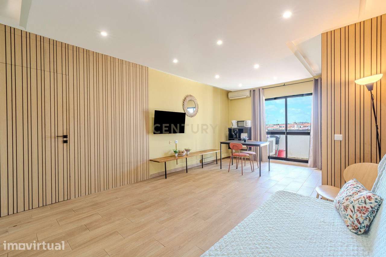 Apartamento T1 remodelado na zona de Oura, em Albufeira - Grande imagem: 3/21