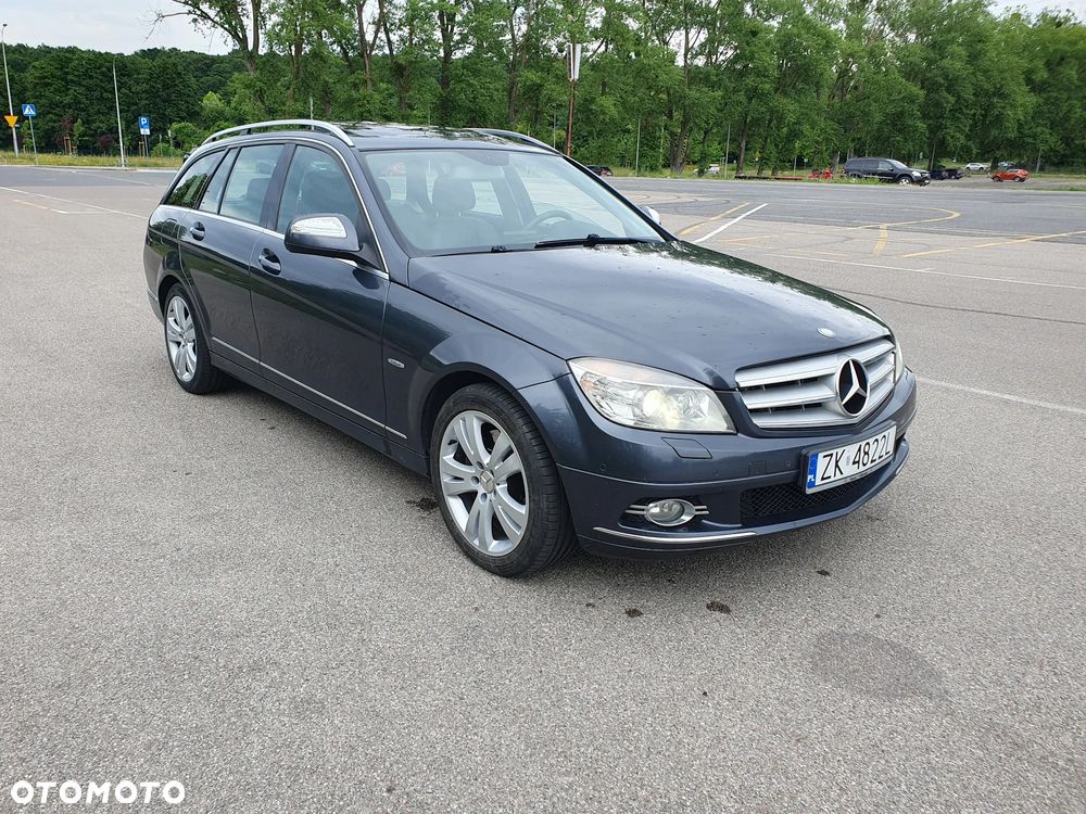 Mercedes-Benz Klasa C 320 CDI 7G-TRONIC Avantgarde - 23